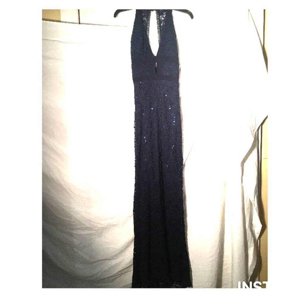 Gorgeous navy prom dress